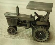 PEWTER JOHN DEERE TRACTOR WITH MOVABLE WHEELS 2 1/2"
