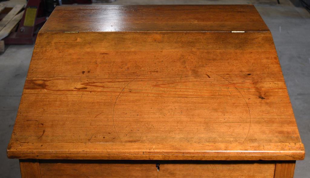 Antique Late 18th – Early 19th C. Federal Style Slant Front Desk, Southern Pine Or Cypress Wood