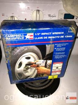 Tools- Campbell Hausfeld 1/2" impact wrench