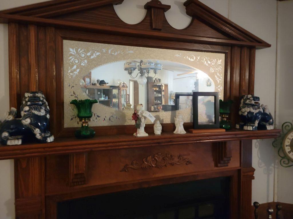 ASSORTED MANTLE DECOR AND GREEN OIL LAMPS (2)