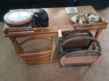 WOODEN LIVING ROOM TABLE: ITEMS ON TOP INCLUDED AND BASKETS