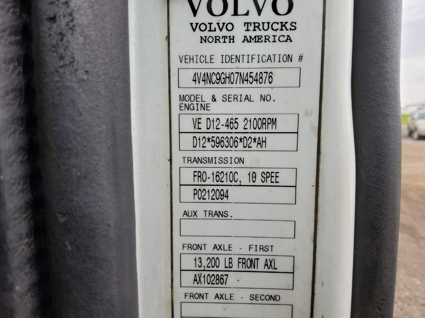 2007 VOLVO VNL64T670 Serial Number: 4V4NC9GH07N454876