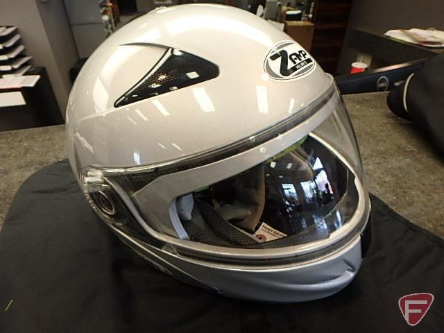 Zamp motorcycle helmet, size 2XL, with carrying case