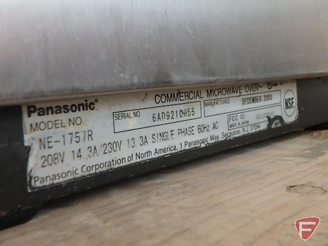 Panasonic NE-1757R commercial microwave, sn 6AD9210055