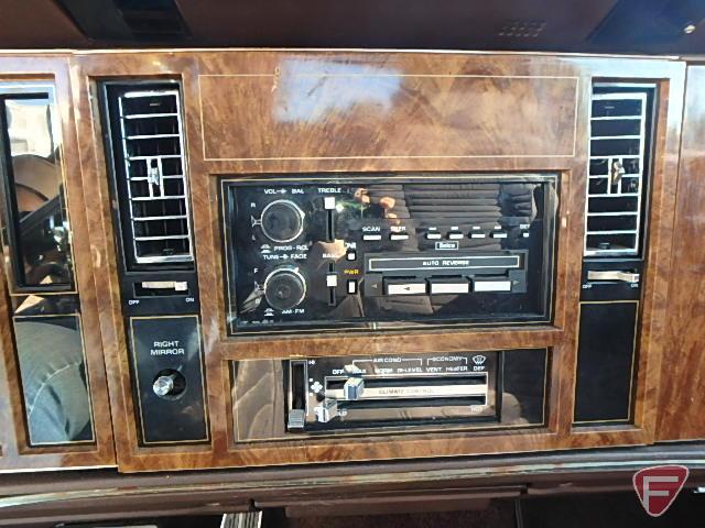 1983 Buick Riviera Passenger Car, VIN # 1g4az57y5de429061