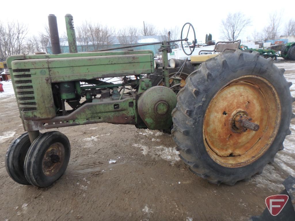 1949 John Deere A tractor sn 612824, narrow front, streamlined, battery seat, roll-o-matic