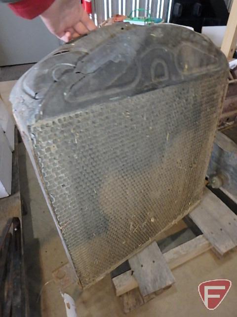 Model T radiator, no cap