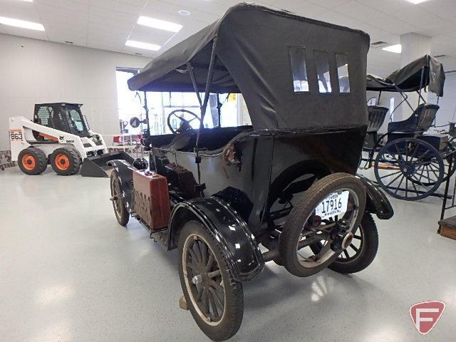 1917 Ford Model T Touring 2 door car, VIN: 3223028, cloth seats