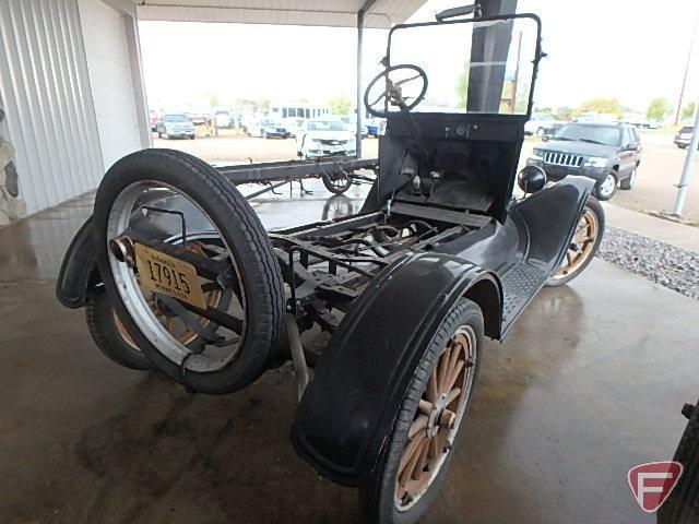 1923 Ford 4 Door Model T Sedan car frame, VIN: 7811106, engine compartment has engine and hood