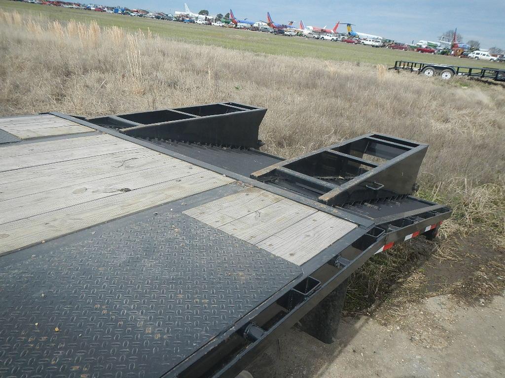 2016 BIG TEX 22GN HD GOOSENECK TRAILER  25FT LOAD DECK, 5FT DOVE TAIL WITH