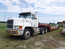 1994 MACK CH613 TRUCK TRACTOR, 212,466 MILES-- 29,999 HRS  DAY CAB, E7-400