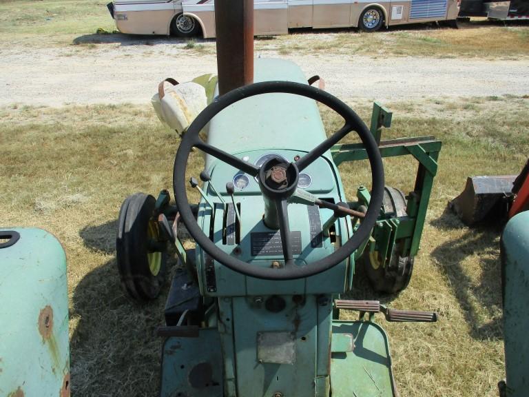 JOHN DEERE 4020 WHEEL TRACTOR, 4,218 hrs showing,  3 POINT, PTO, REMOTE, RE
