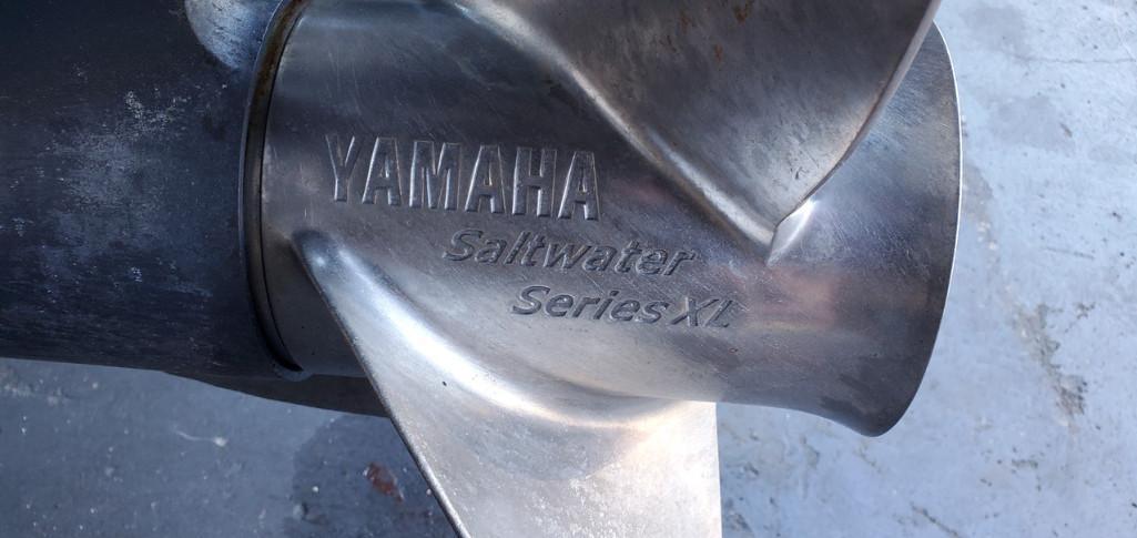 2014 HURRICANE SUNDECK 2699 BOAT WITH 2023 CONTINENTAL TRAILER & 2014 YAMAHA 