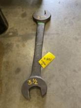 3 1/2? 3 15/16? WILLIAMS USA WRENCH