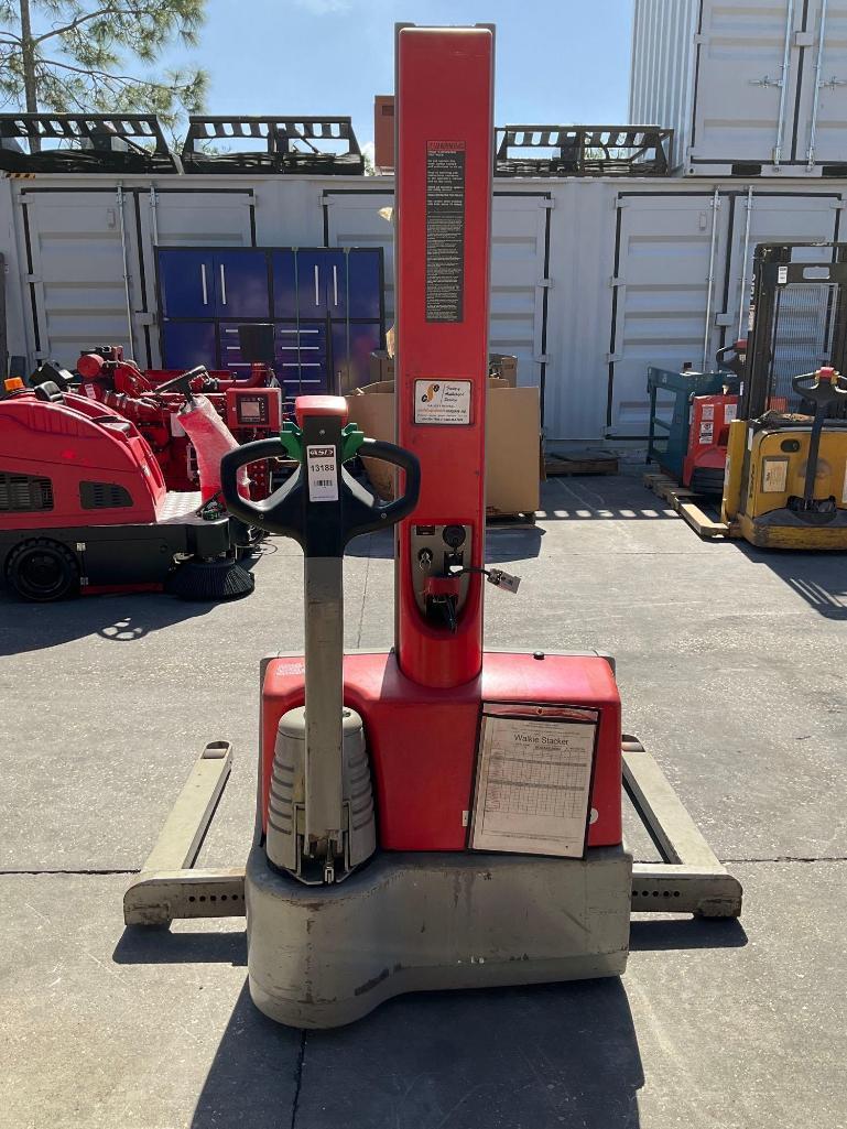 RAYMOND WALK BEHIND WALKIE-STACKER, ELECTRIC, APPROX 24VOLTS, APPROX MAX CAPACITY 2200LBS, APPROX