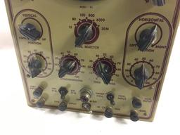Heathkit Oscilloscope Model 02, Comes on and Lights up! Still as-is