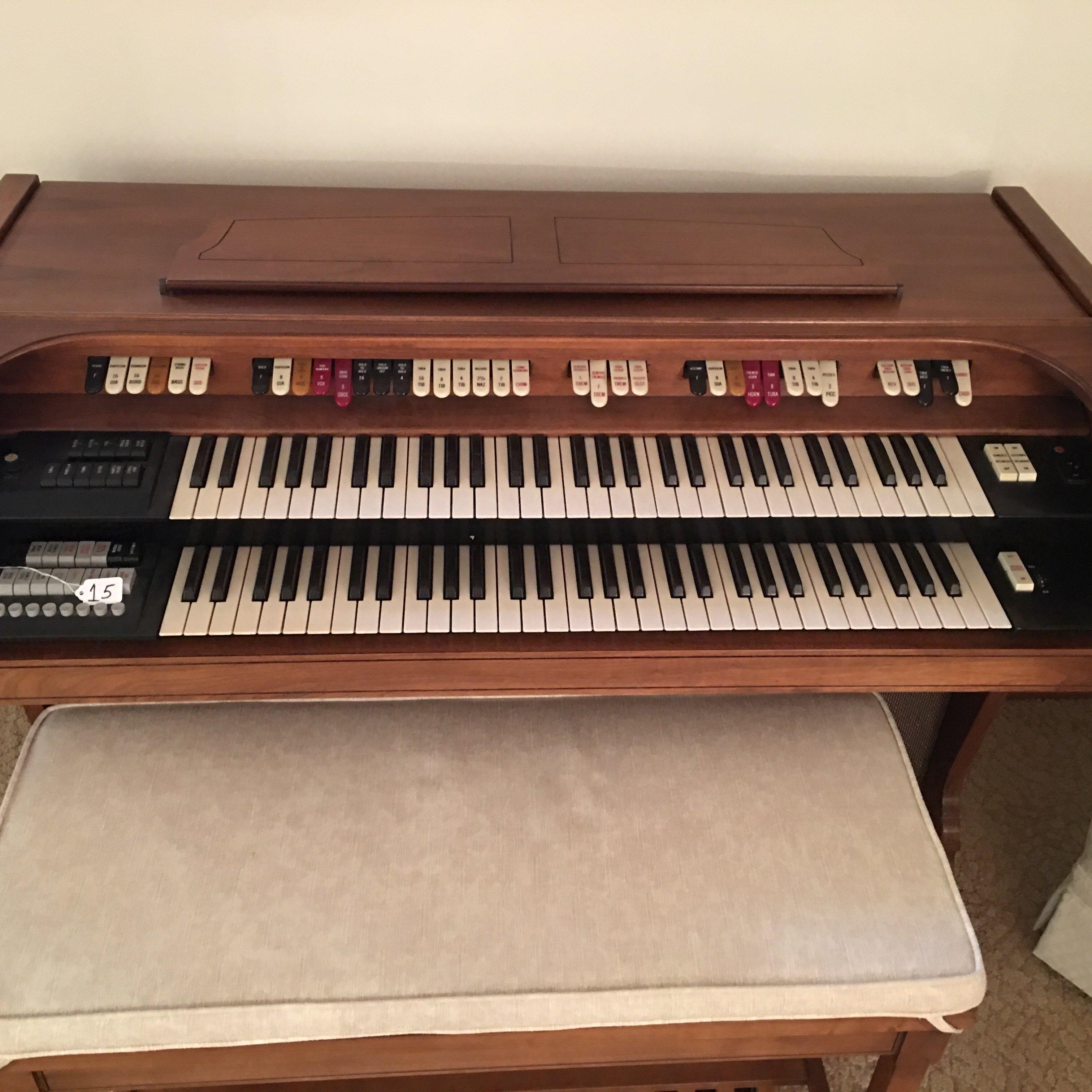 Nice Organ & Bench