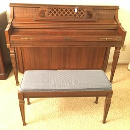 Kimball Artist Console Piano W/Bench. Super clean.
