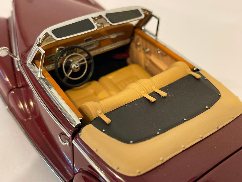 Franklin Mint 1957 Mercedes 300SC Die Cast Car