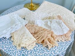 Group of Table Linens
