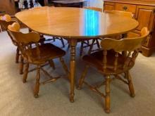 Vintage Ethan Allen Dining Table with 6 Chairs