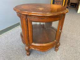 Lighted Round End Table with Glass Sides