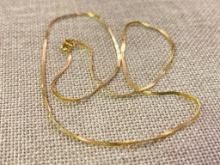 14K Gold Herringbone Necklace (.6 grams)