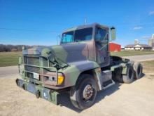 1992 Freightliner Day Cab Semi-Tractor