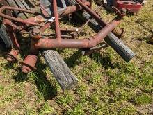 IH Wide Front Axle