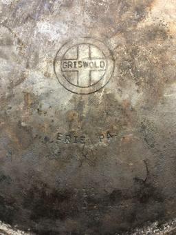 Vintage cast iron #12 GRISWOLD skillet/ heat ring