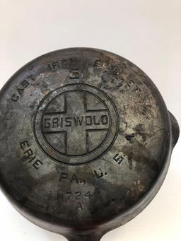 Vintage cast iron GRISWOLD #5 skillet