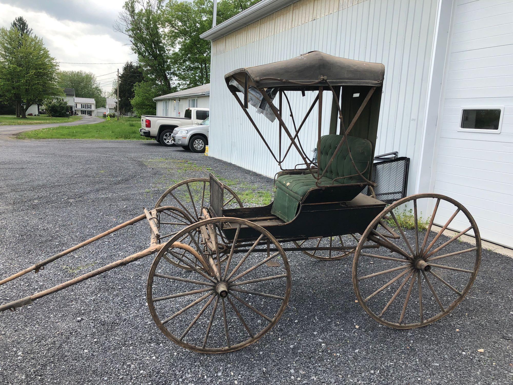 Antique horse drawn doctors carriage (made in NEWPORT PA; PERRY COUNTY; SNYDER&KAHLER) (cannot ship)