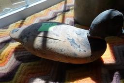 VERY EARLY WOODEN BLUE BILL DRAKE DECOY HAND MADE WITH ORIGINAL LEADS AND T