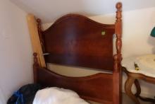 MAHOGANY QUEEN SIZE CANNON BALL BED HEAD AND FOOT BOARD WITH FRAME