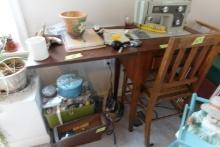 SEWING MACHINE TABLE WITH SEARS KENMORE SEWING MACHINE AND SUPPLIES AND WOR