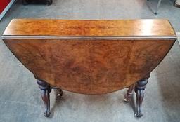 1850s Antique Burl Walnut Table