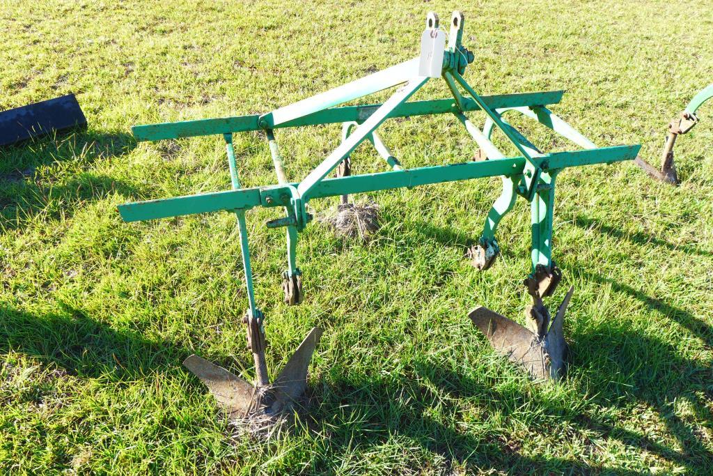 Ford 3 Pt. Hitch (58") Cultivator w/ Opening
