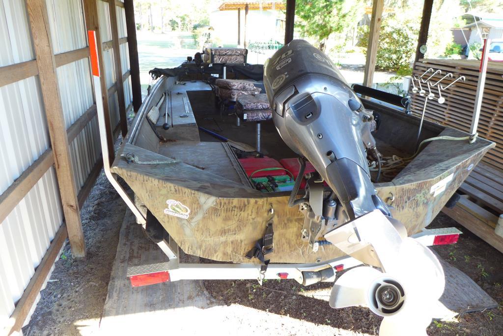 2015 Gator Tough G31860 DK 18' Boat
