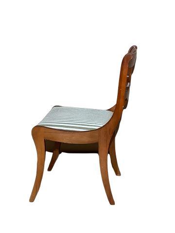 Drexel Mahogany Sheraton Style Table and (6)