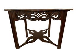 Mahogany Chinese Chippendale Serpentine Drop Leaf