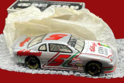 Action 1/24 Terry Labonte Iron Man Limited