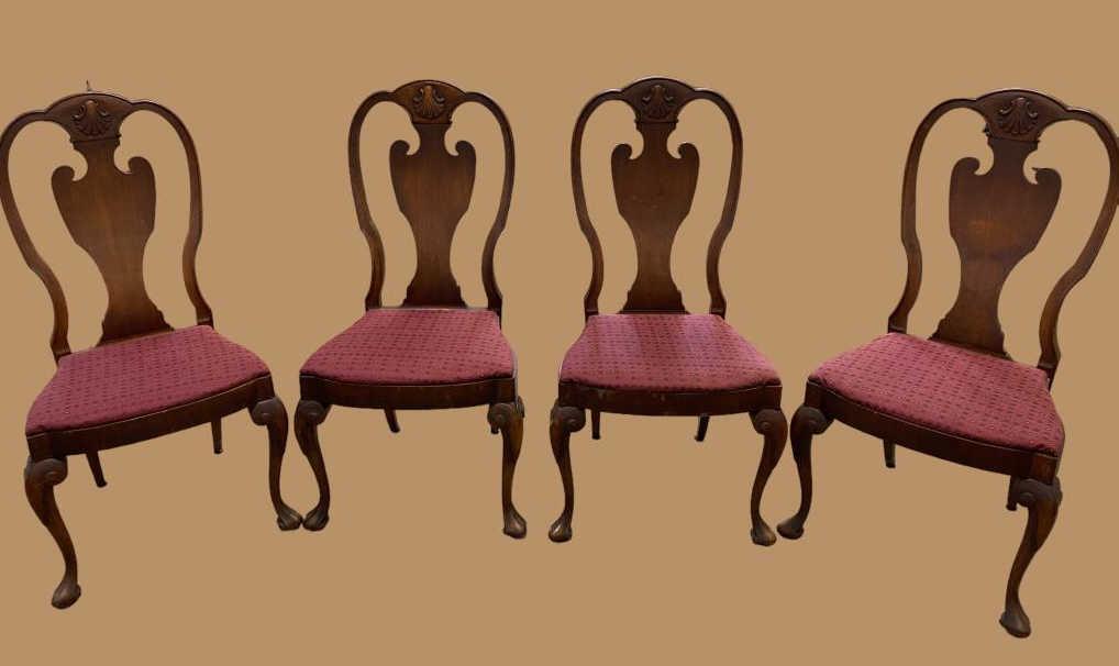 Set of (4) Dining Chairs