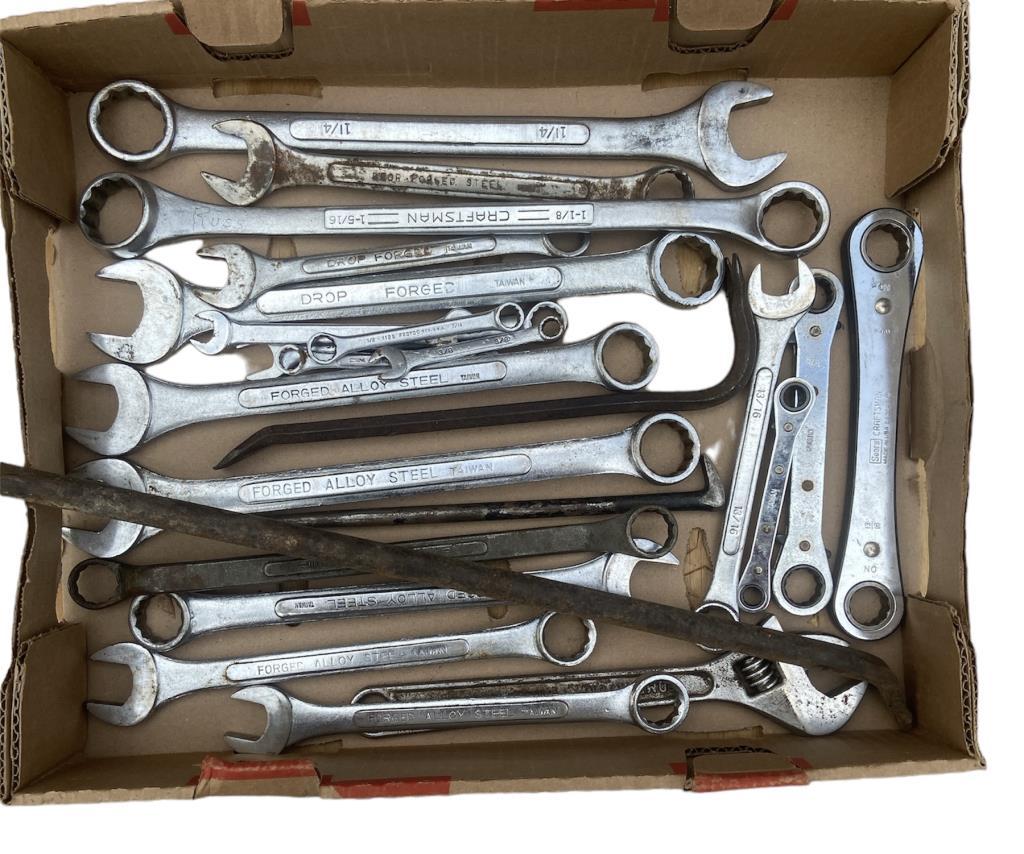 Large Assortment of Combination Wrenches, R