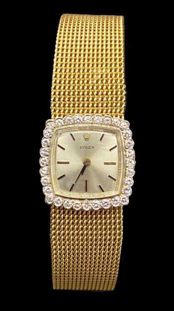 14 Kt Yellow Gold Rolex Diamond Ladies Watch, 17