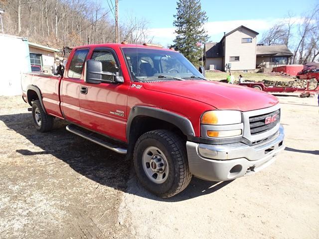 2006 GMC Model 3500, 4x4 Extended Cab Pickup Truck, VIN# 1GTHK39D06E175462, powered by Duramax