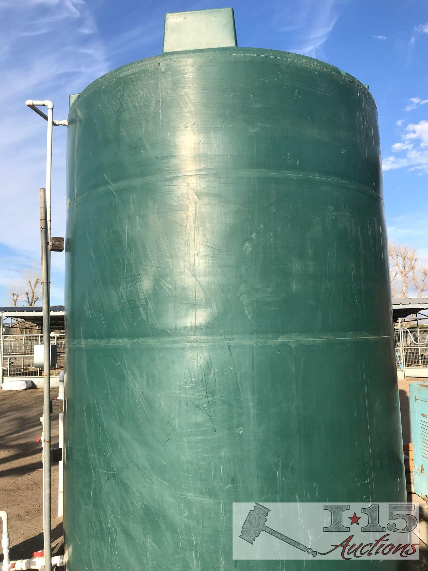 5,000 Gallon Water Tank And Pump