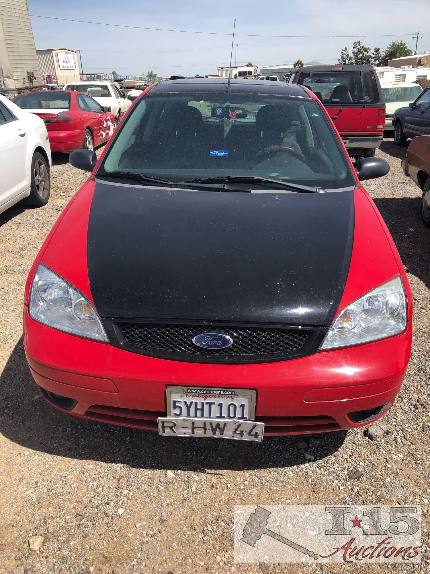 2007 Ford Focus Red, ONLY 75,XXX MILES!!! (Current Smog), CLEAN AUTO REPORT!!!