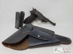 Walther P38 Pistol .38 Cal with2 Mags and Leather Holster