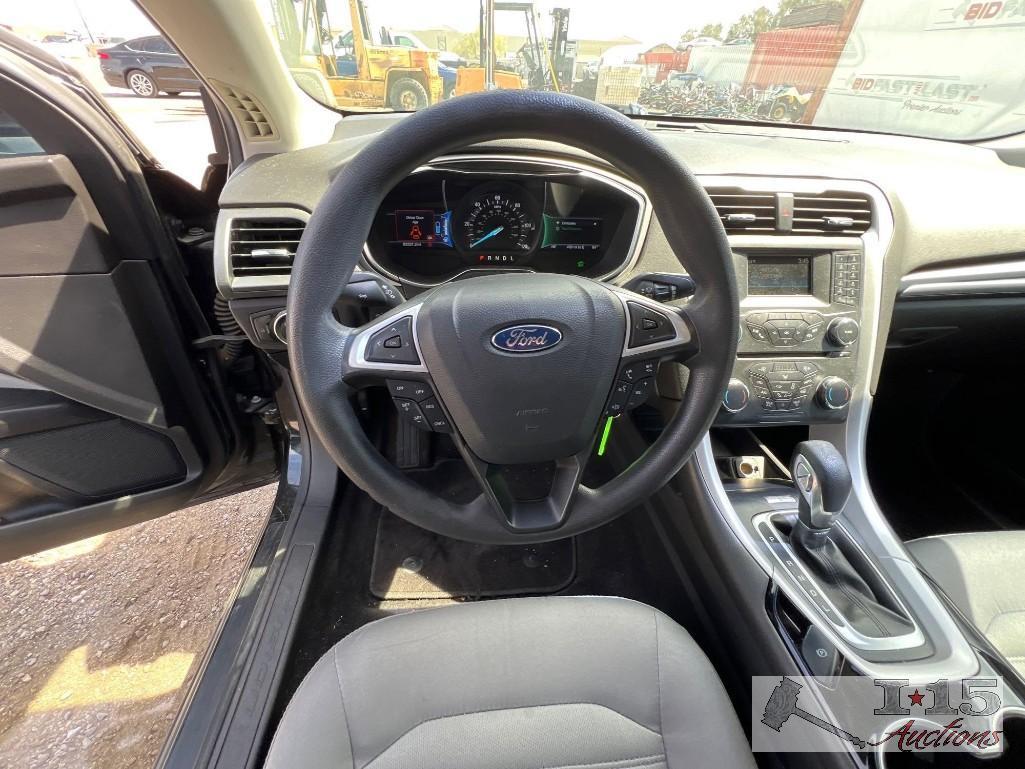 2015 Ford Fusion Hybrid Passenger Car