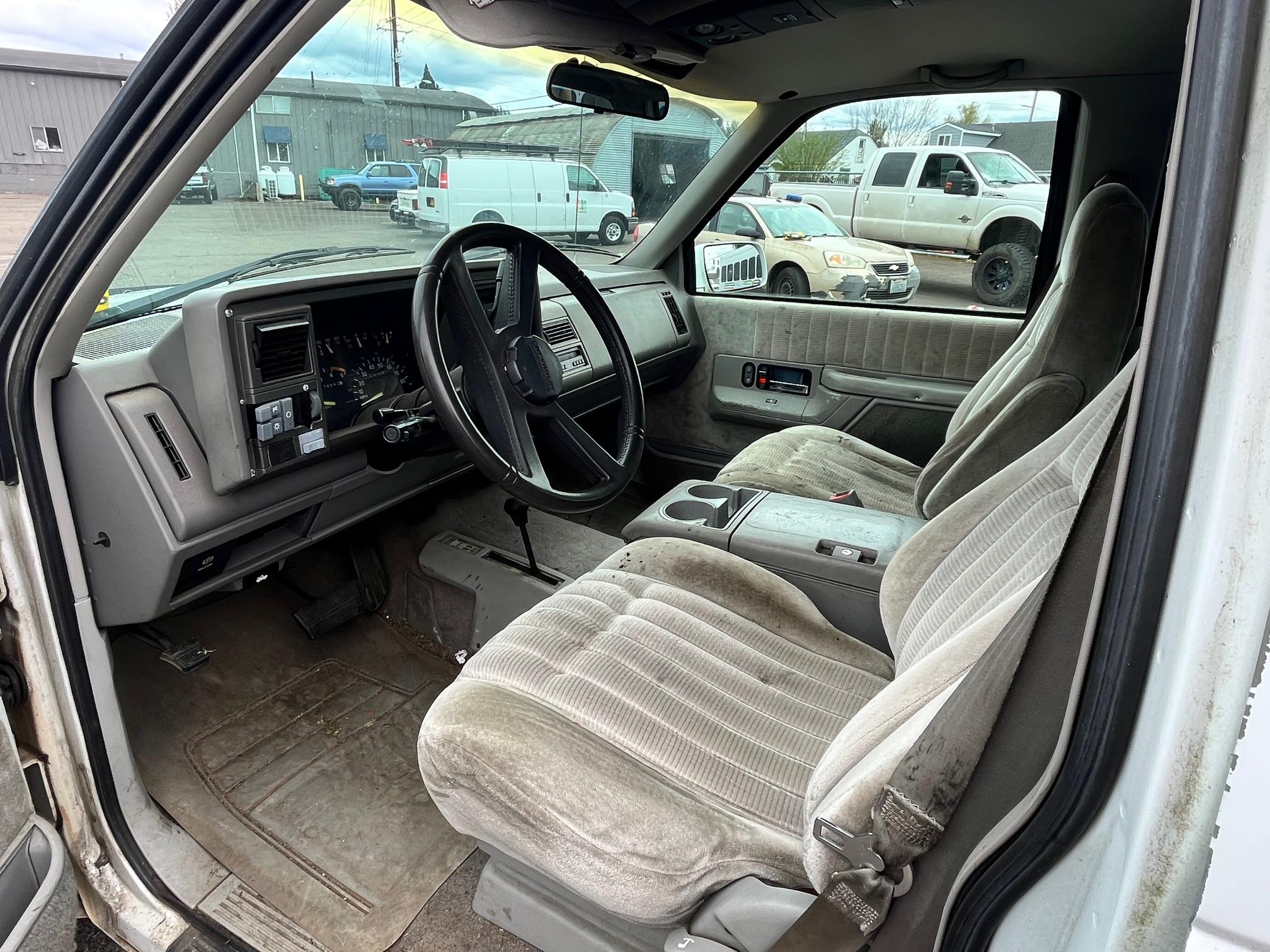 1994 Chevy C 3500.